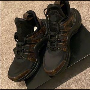 Louis Vuitton LV ARCHLIGHT SNEAKER
